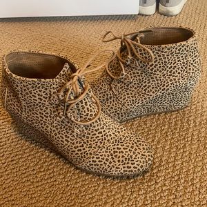 Toms Booties